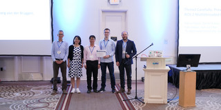 Foto der Verleihung des EMSOFT-Best Paper Awards