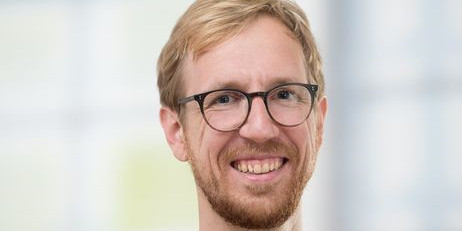 Foto zeigt Prof. Jung