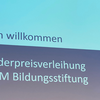 Foto der Startpräsentation zur Förderpreisverleihung der SWM Bildungsstiftung