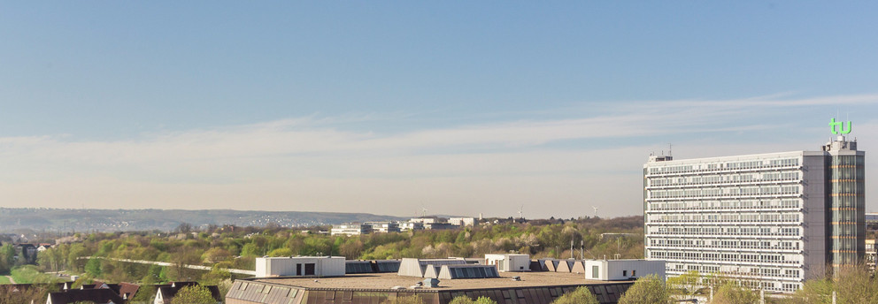 Panorama Campus Nord mit Mensa, Mathegebäude und Bibliothek